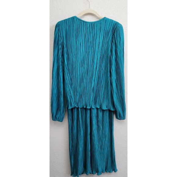 Green Blue Teal Pleated Material Beaded Rhinestone A Line Dress 16 Lightweight - Picture 5 of 5